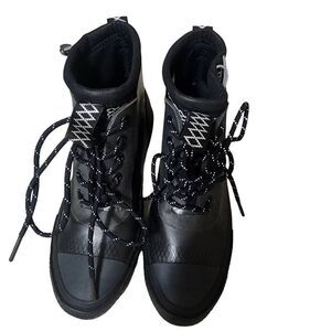 Converse CTAS II Thermo-Boot Hi Triple Black NWOT With Lunarlon Men's 8 Women's